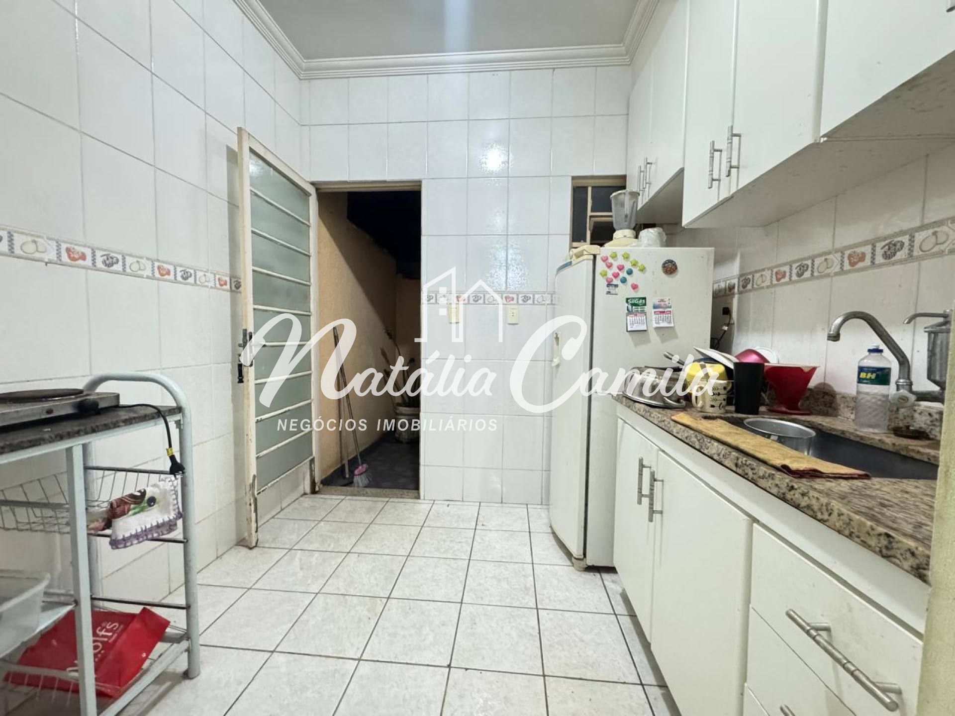 CASA MOBILIADA NO BAIRRO– Jardim Atlântico