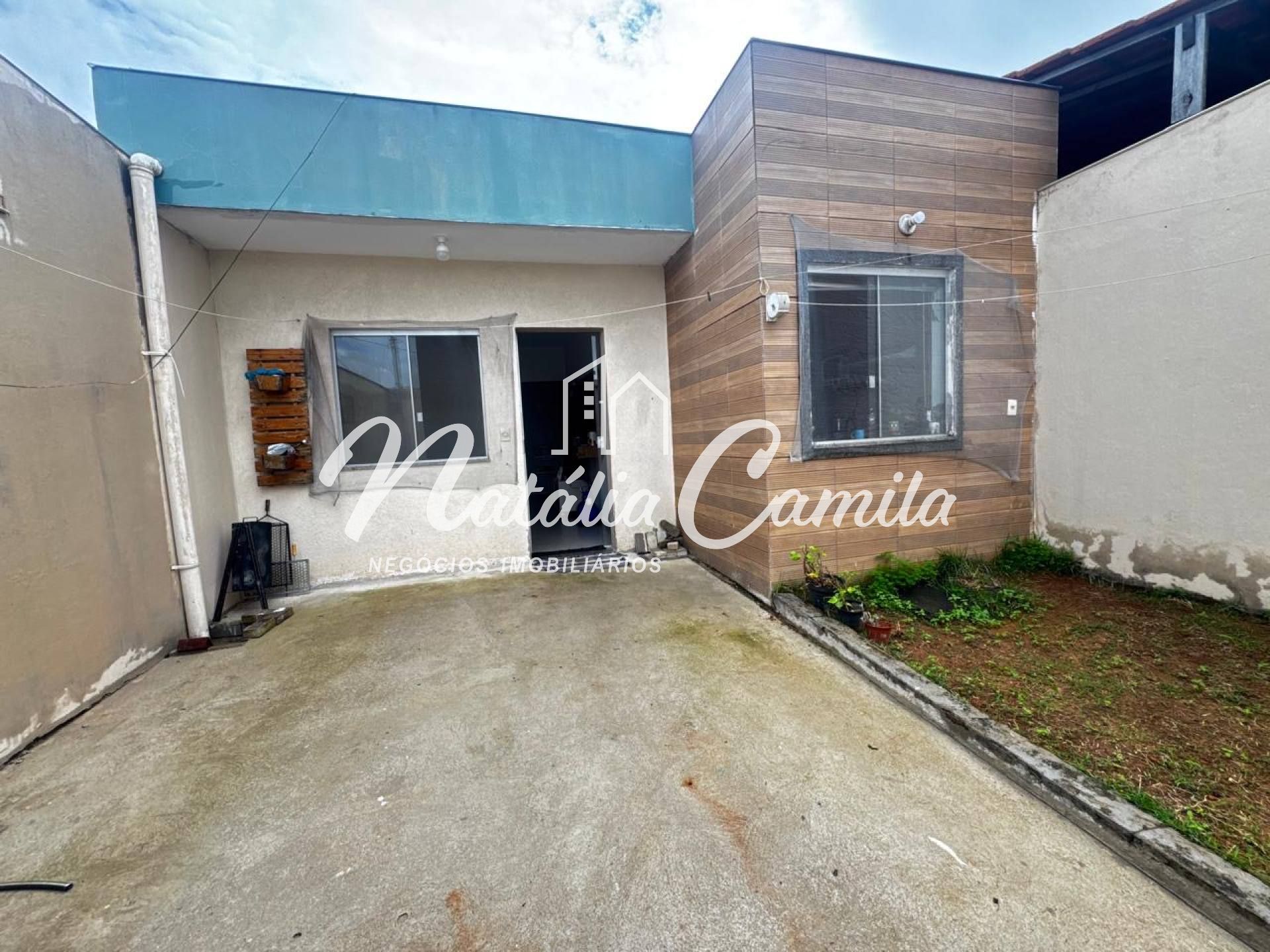 CASA NO BAIRRO SALGADO FILHO