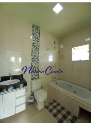 ALUGA-SE CHACARA COM CASA NO CONDOMINIO TIRADENTES