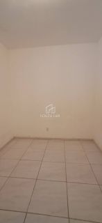 VENDE-SE CASA NO BAIRRO SALGADO FILHO