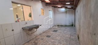 VENDE-SE CASA NO BAIRRO SALGADO FILHO