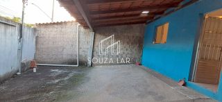 VENDE-SE CASA NO BAIRRO SALGADO FILHO