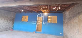 VENDE-SE CASA NO BAIRRO SALGADO FILHO