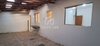 VENDE-SE CASA NO BAIRRO SALGADO FILHO