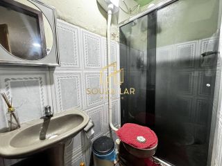 CASA NO CÓRREGO FRIO