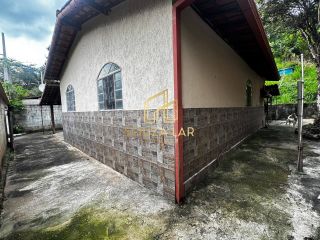 CASA NO CÓRREGO FRIO