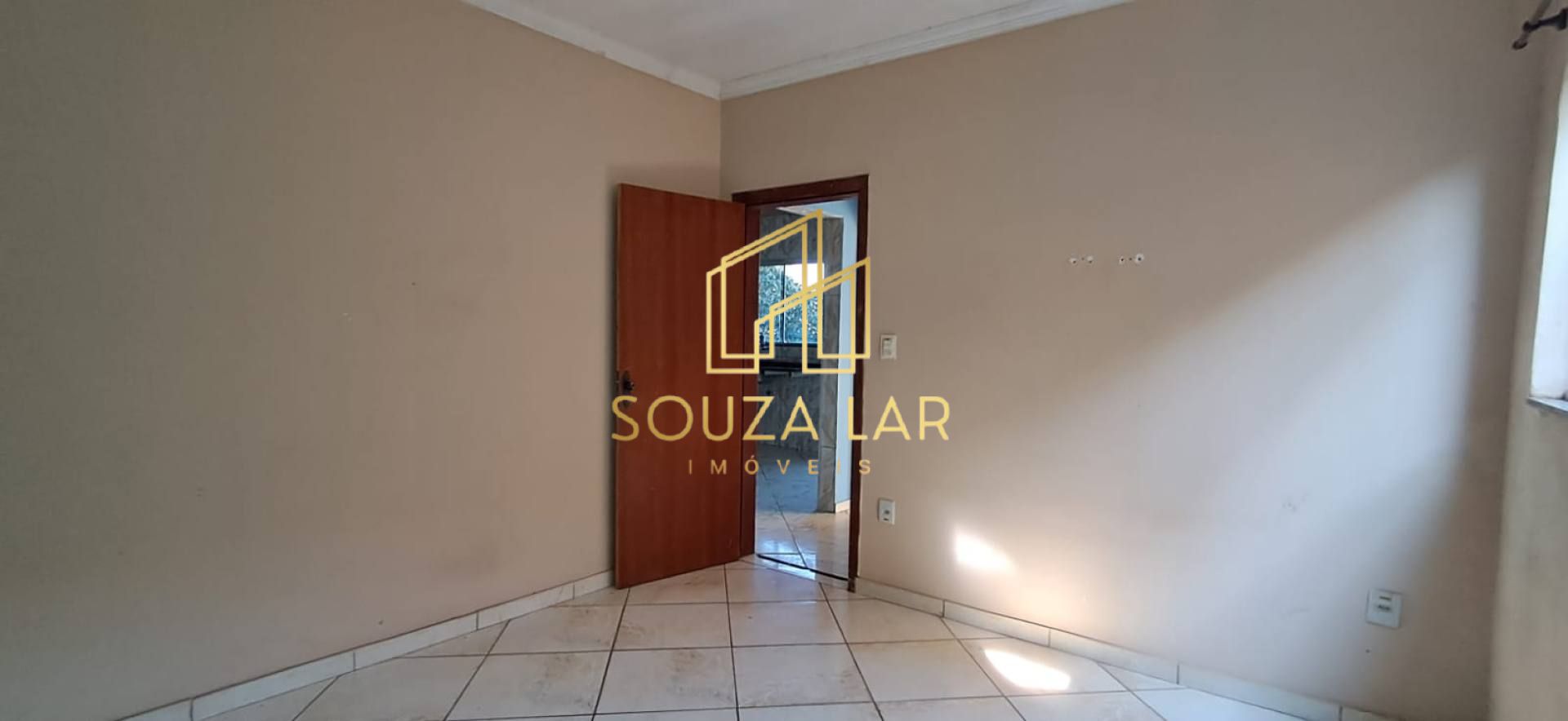 CASA PARA LOCAÇÃO - BAIRRO SÃO CONRADO