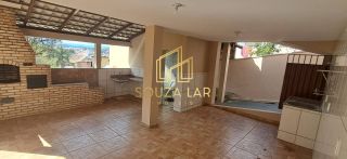 CASA PARA VENDA - BAIRRO DO CARMO
