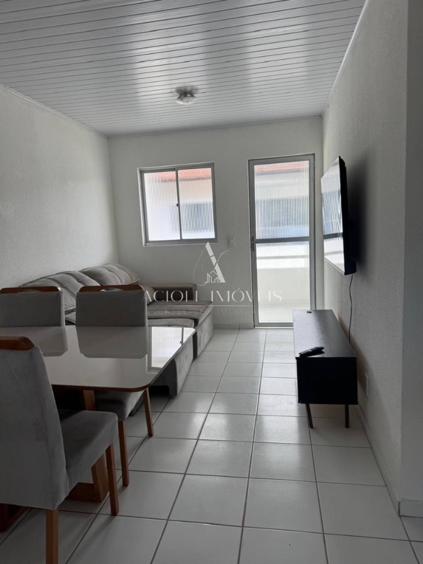 APARTAMENTO MOBILIADO