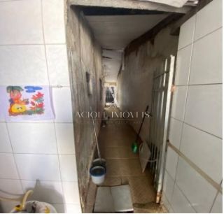 Casa a Venda com Área Residencial e Comercial no bairro Chã de Bebedouro.