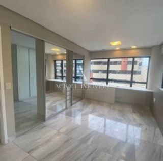Apartamento a Venda no Edifício Elegance no bairro de Ponta Verde