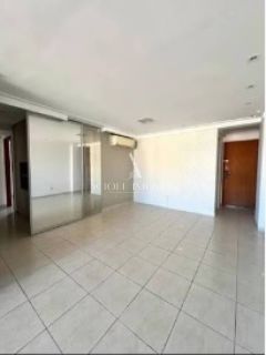 Apartamento a Venda no Edifício Vogue no bairro de Jatiúca.