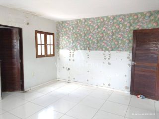 Casa Com Ponto Comercial a Venda na Cidade de Atalaia/AL.