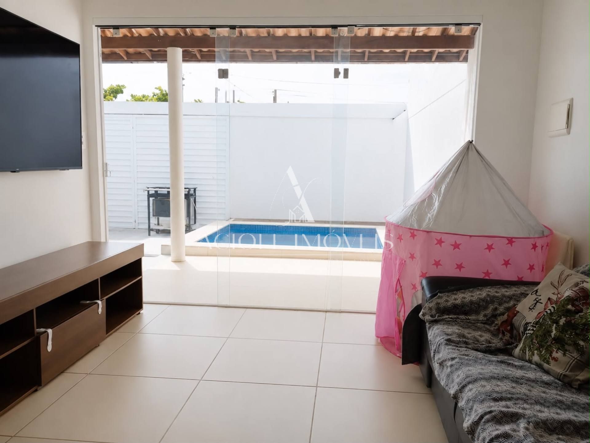 CASA GRAND JARDIM DAS AMENDOEIRAS