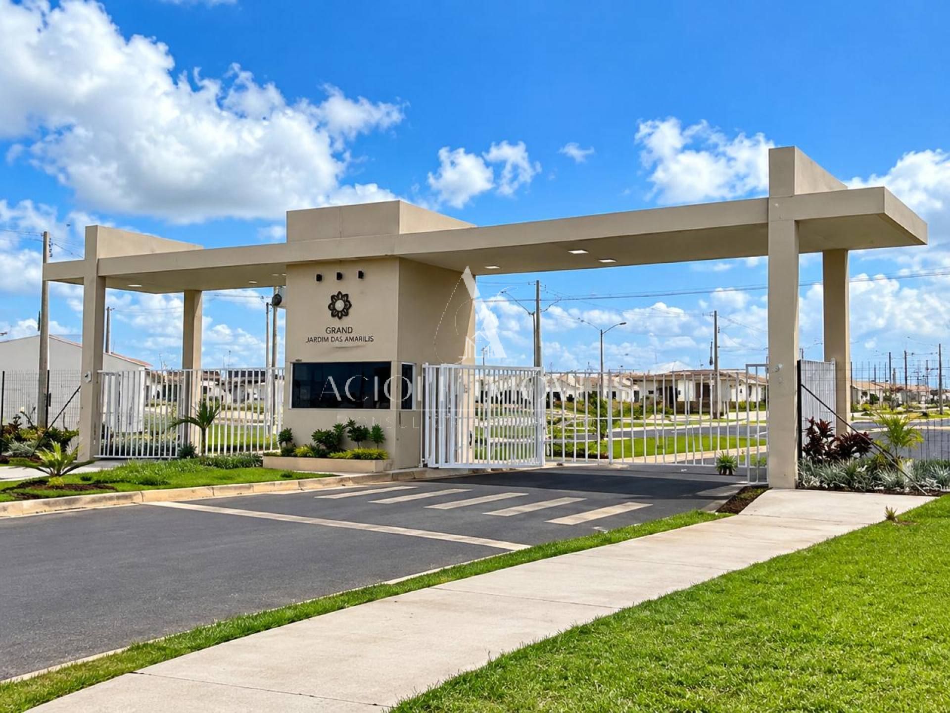 REPASSE DE CASA EM CONDOMINIO FECHADO
