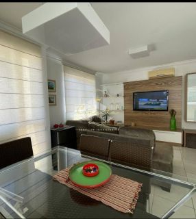 OPORTUNIDADE á venda em bombinhas. Apartamento de 3 dormitórios sendo 1 suítes, 1 vaga, mobiliado!!