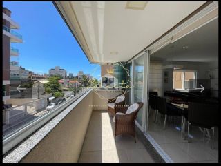 OPORTUNIDADE á venda em bombinhas. Apartamento de 3 dormitórios sendo 1 suítes, 1 vaga, mobiliado!!