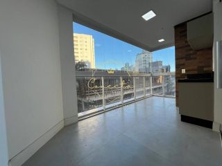 Aparentemente a venda no CENTRO DE ITAPEMA, 3 suítes 2 vagas, semi mobiliado.
