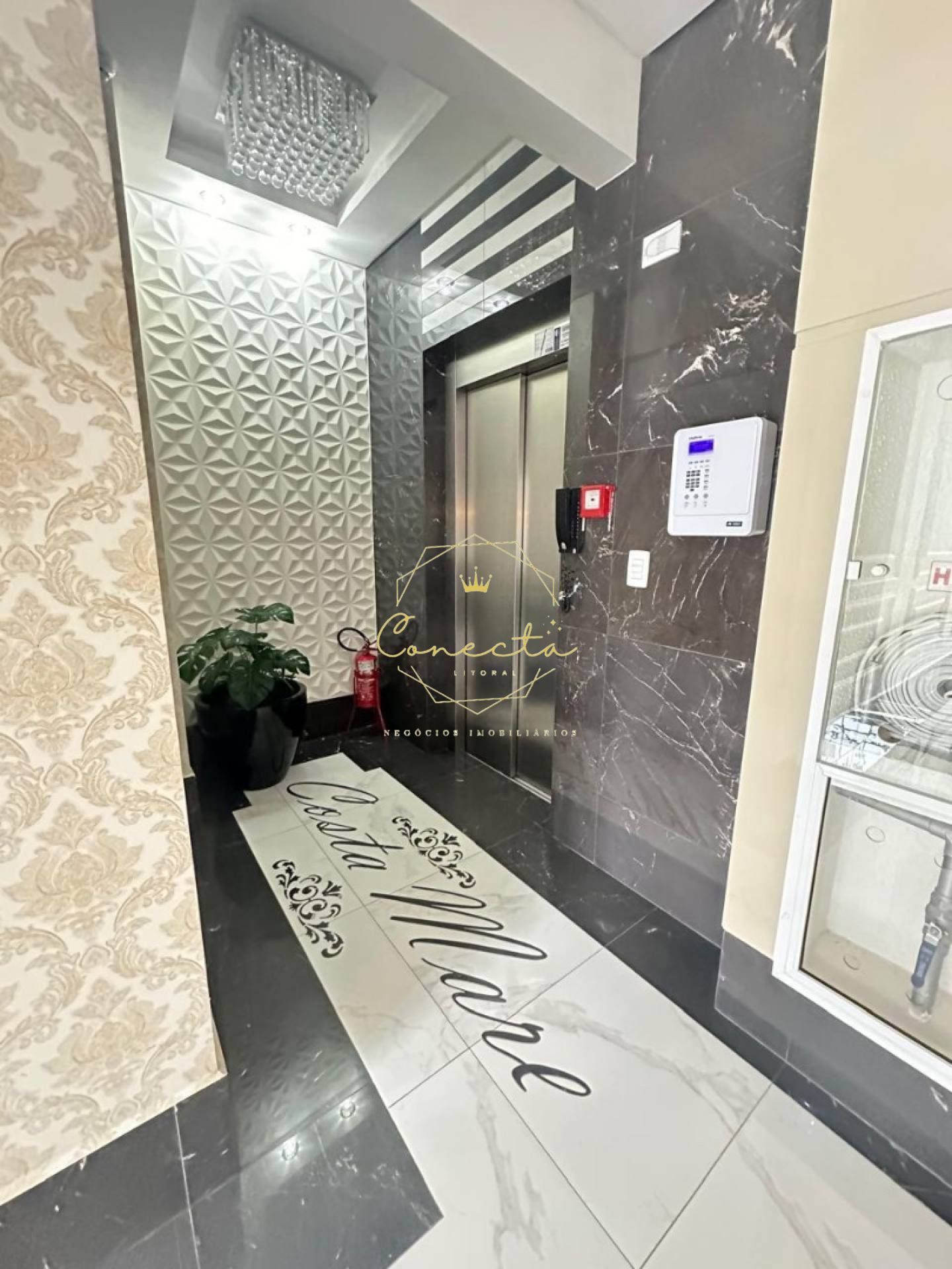 Apartamento à venda QUADRA MAR mobiliado, 3 suítes, e 2 vagas