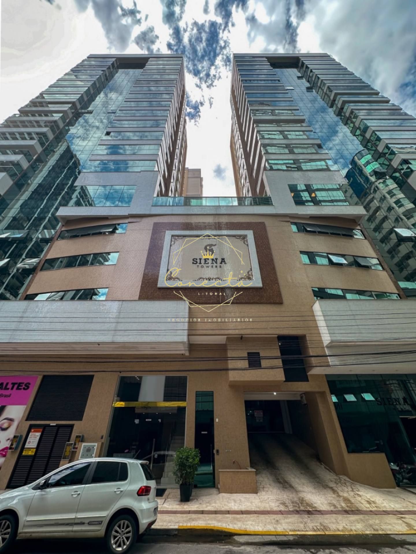 Apartamentos a venda em itapema MEIA PRAIA, 4 suítes, mobiliado, 3 vagas de garagem escriturada!