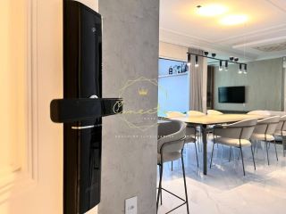 FRENTE MAR A VENDA PEREQUE!! Apartamento a venda, 4 suítes mobiliado, 3 vagas de garagem