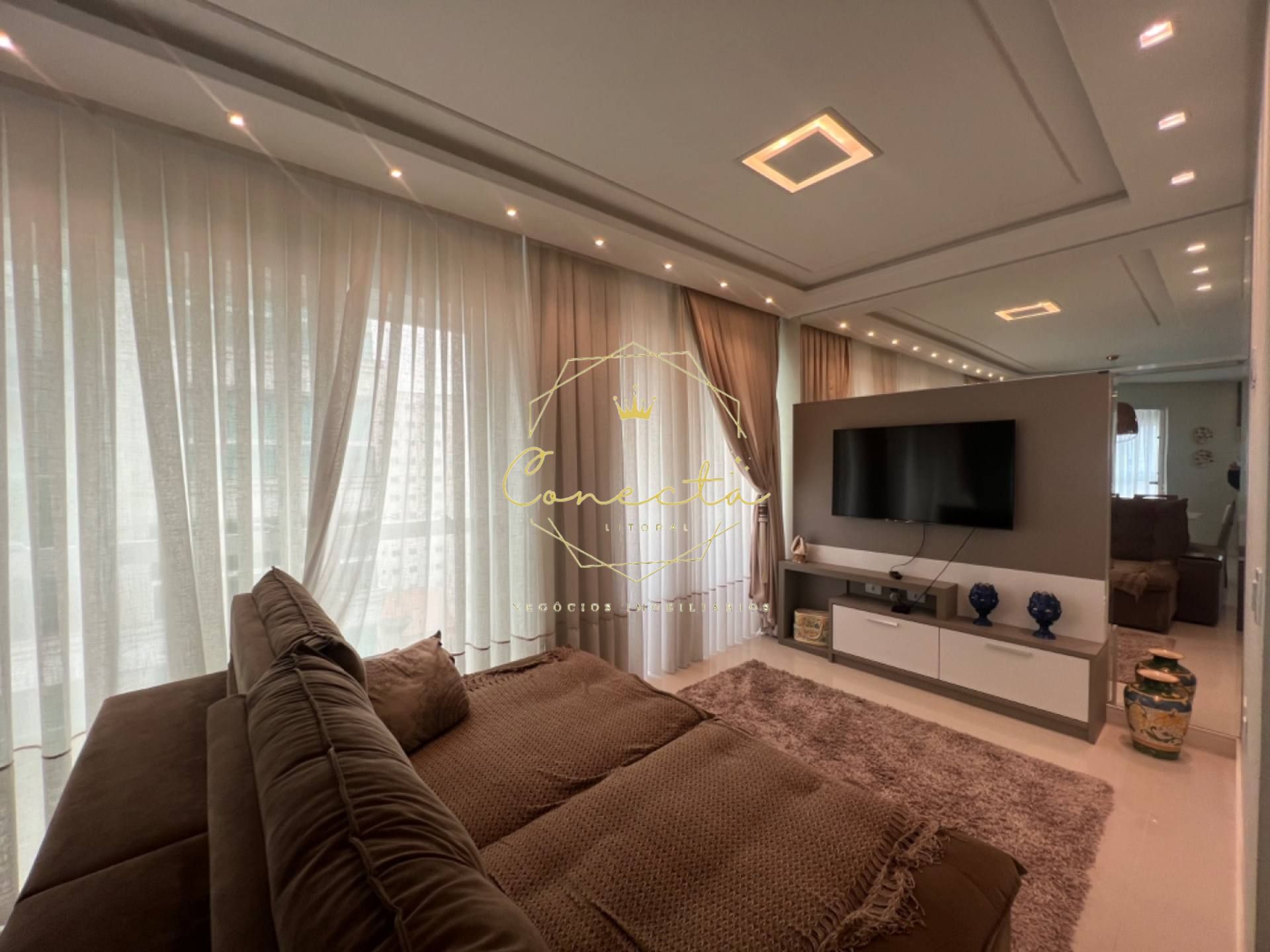 Apartamento QUADRA MAR 3 suítes mobiliado, com 3 vagas de garagem separada/ individuais. Lazer completo