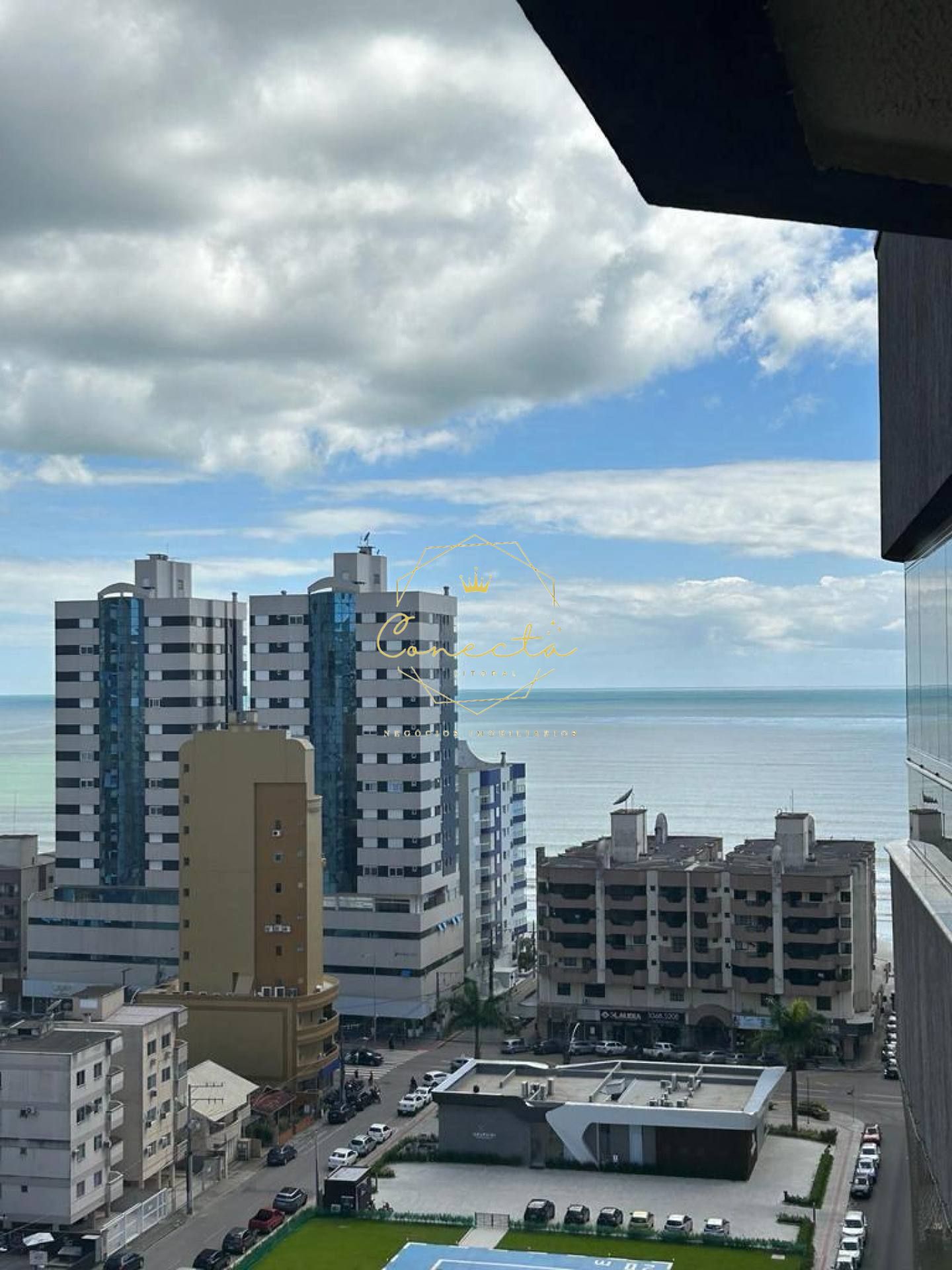 Cobertura mobiliada a venda em itapema.