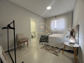Apartamento a venda em itapema/meia praia, 2 suítes, 2 vagas de garagem, mobiliado.