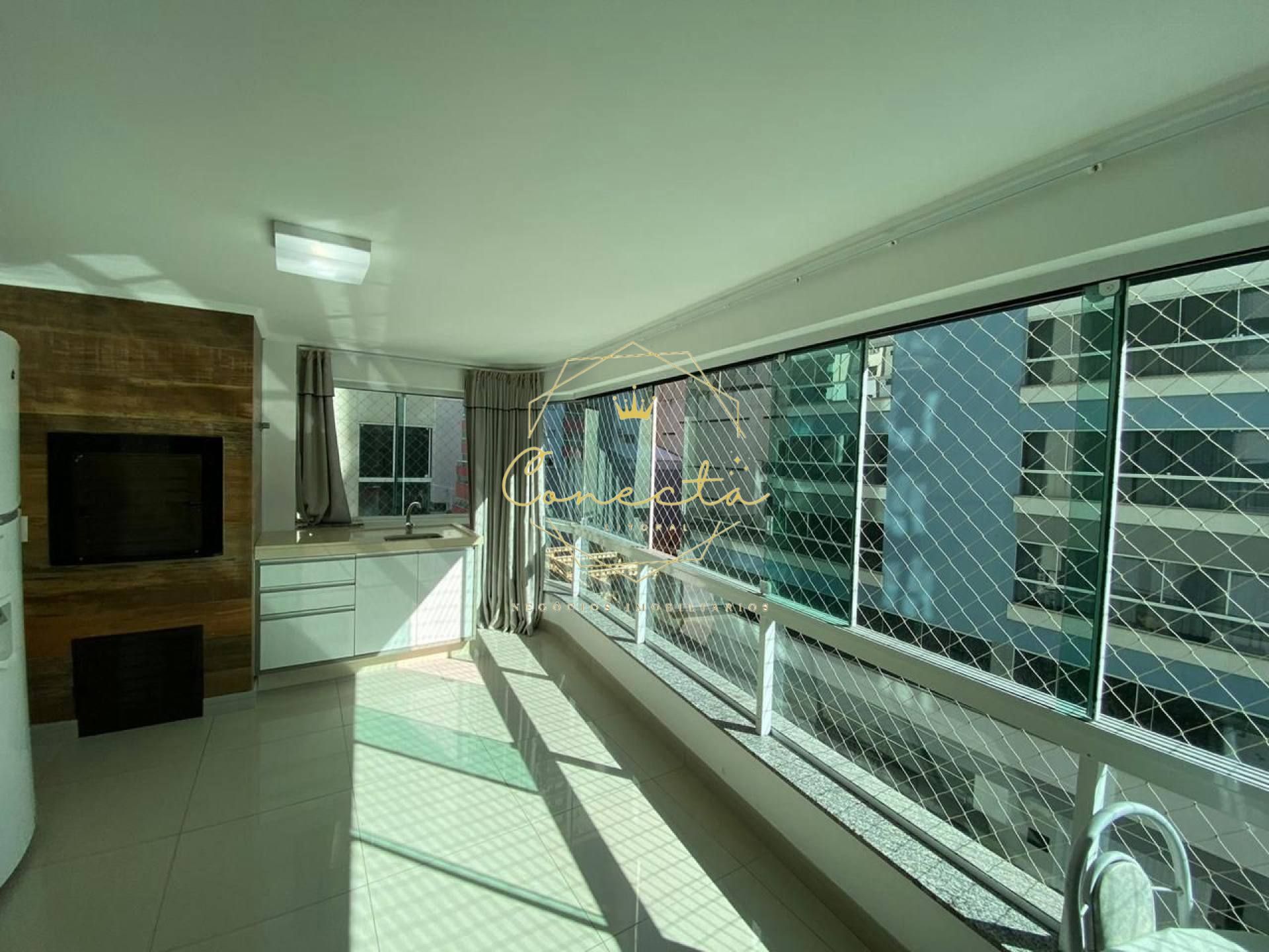 OPORTUNIDADE IMPERDÍVEL! PRÓXIMO AO RUSSI RUSSI. Apartamento a venda de 3 dormitórios COM 3 VAGAS DE GARAGEM.