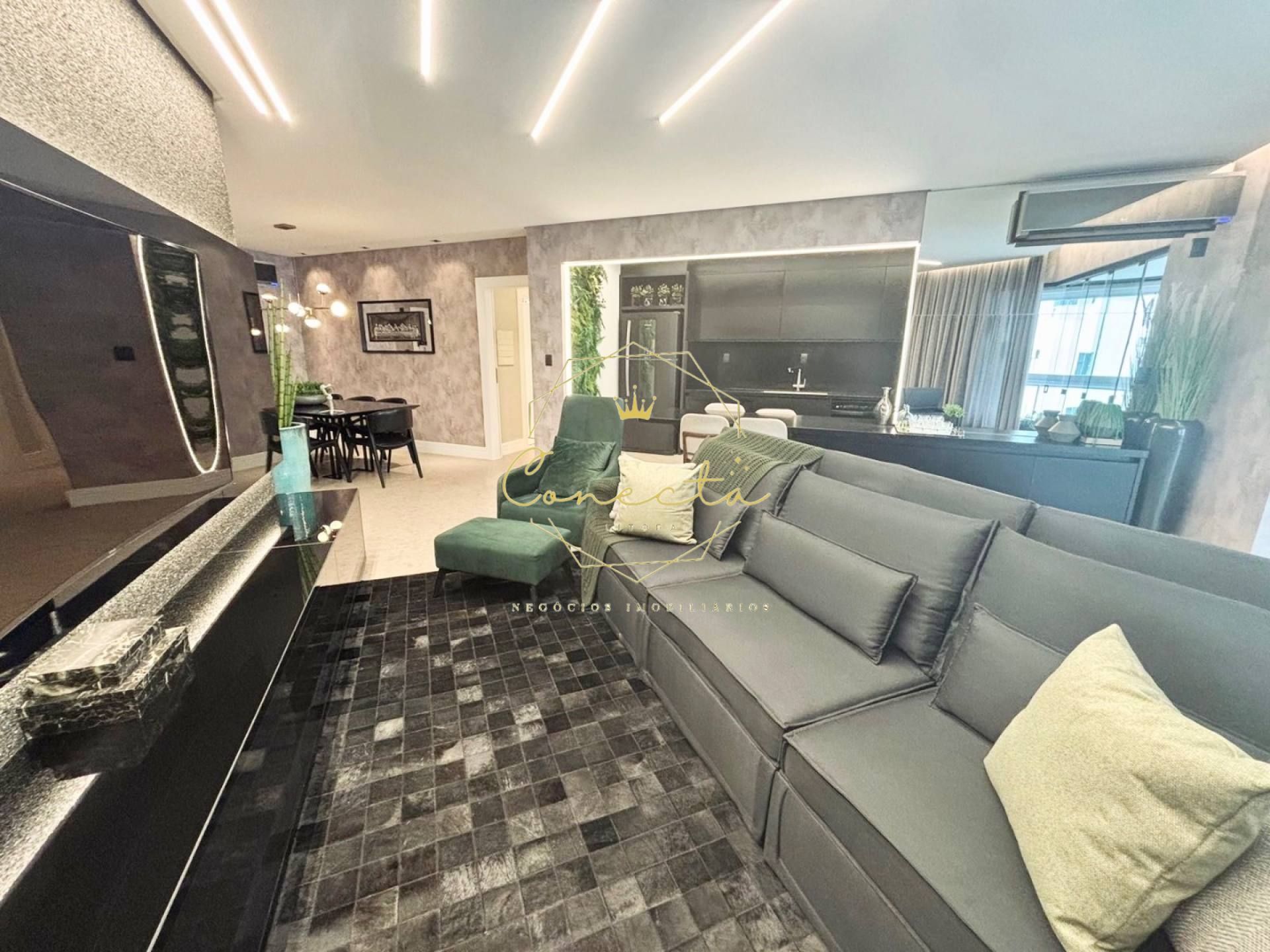 OPORTUNIDADE A VENDA NA QUADRA DO MAR RUA 277, 4 suítes finamente mobiliada, com 4 vagas individuais