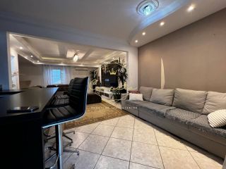CASA A VENDA EM ÓTIMA LOCALIZAÇÃO EM BRUSQUE!!