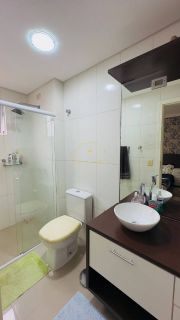OPORTUNIDADE QUADRA MAR A VENDA! APARTAMENTO MOBILIADO.
