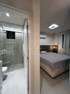 Apartamento mobiliado a venda, 3 suítes, 2 vagas separadas, prédio com lazer!