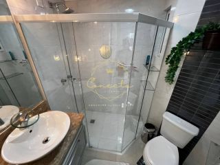 OPORTUNIDADE NA QUADRA DO MAR A VENDA! Apartamento mobiliado!
