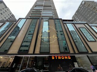 Apartamento SHOWROM A VENDA, 3 suítes, 3 vagas, 160m.