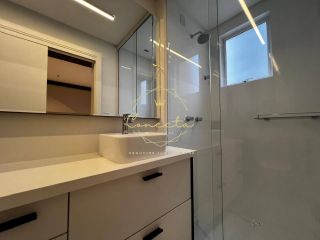 Apartamento SHOWROM A VENDA, 3 suítes, 3 vagas, 160m.