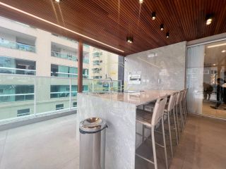 Apartamento SHOWROM A VENDA, 3 suítes, 3 vagas, 160m.