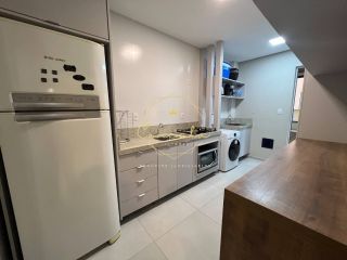 OPORTUNIDADE!! Apartamento à venda na quadra do mar!