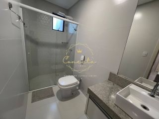 OPORTUNIDADE!! Apartamento à venda na quadra do mar!