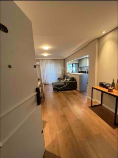 OPORTUNIDADE, apartamento mobiliado a venda em ITAPEMA/ MEIA PRAIA, próximo ao mar!