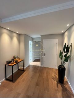 OPORTUNIDADE, apartamento mobiliado a venda em ITAPEMA/ MEIA PRAIA, próximo ao mar!