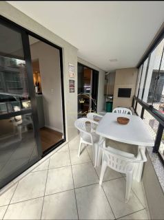 OPORTUNIDADE, apartamento mobiliado a venda em ITAPEMA/ MEIA PRAIA, próximo ao mar!