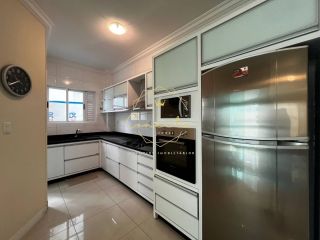 Apartamento mobiliado a venda na QUADRA DO MAR!!