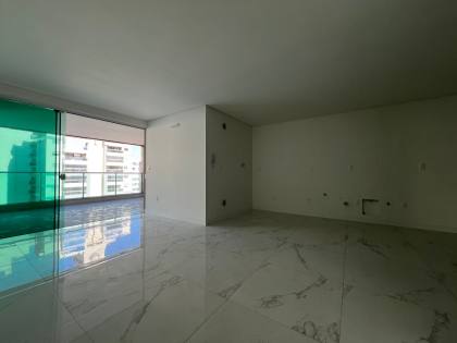Apartamento A VENDA, 3 suítes, 3 vagas, 160m.