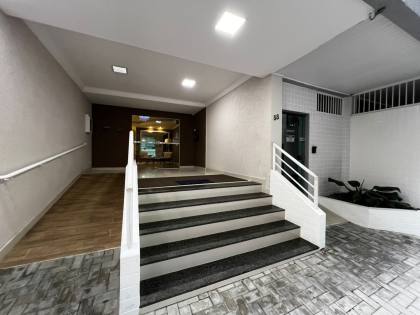 Apartamento à venda em itapema/ meia praia, 3 dormitórios, mobiliado, 2 vagas