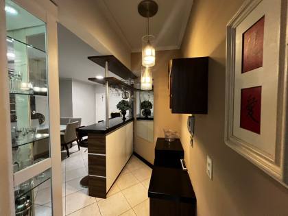 Apartamento à venda em itapema/ meia praia, 3 dormitórios, mobiliado, 2 vagas