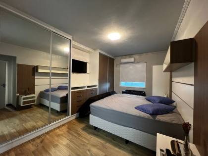 Apartamento à venda em itapema/ meia praia, 3 dormitórios, mobiliado, 2 vagas