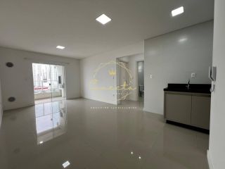 Apartamento à venda com VISTA MAR