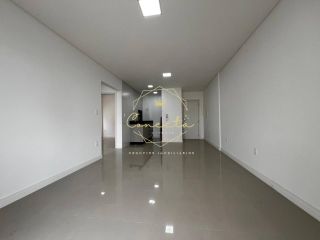 Apartamento à venda com VISTA MAR