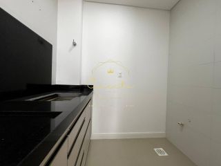 Apartamento à venda com VISTA MAR